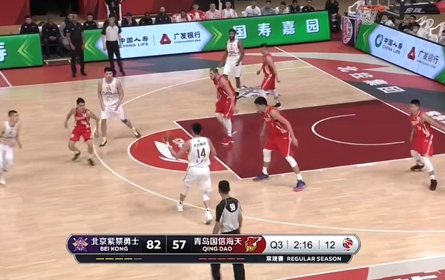 13 门兴格拉德巴赫主场惨败狼堡  